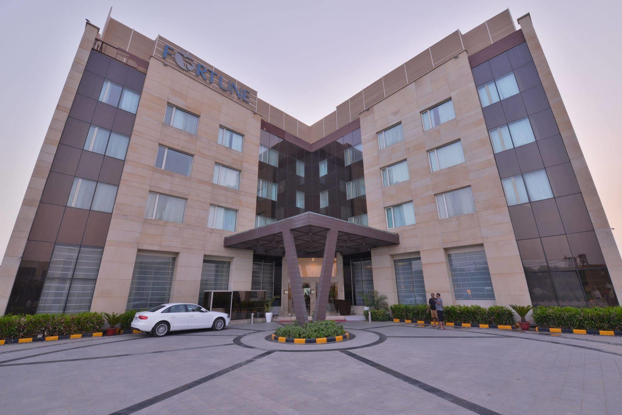 Fortune Park Orange, Sidhrawali - Member Itc'S Hotel Group Bhiwadi Exterior photo